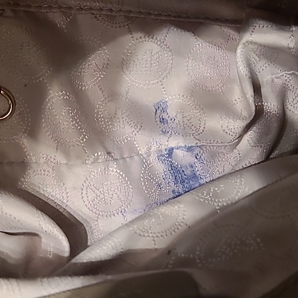 MICHAEL Michael Kors handbag and matching wallet - Picture 6 of 8